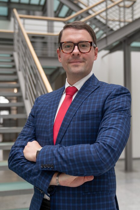 Portraitbild des Pressesprechers Jörg Herold